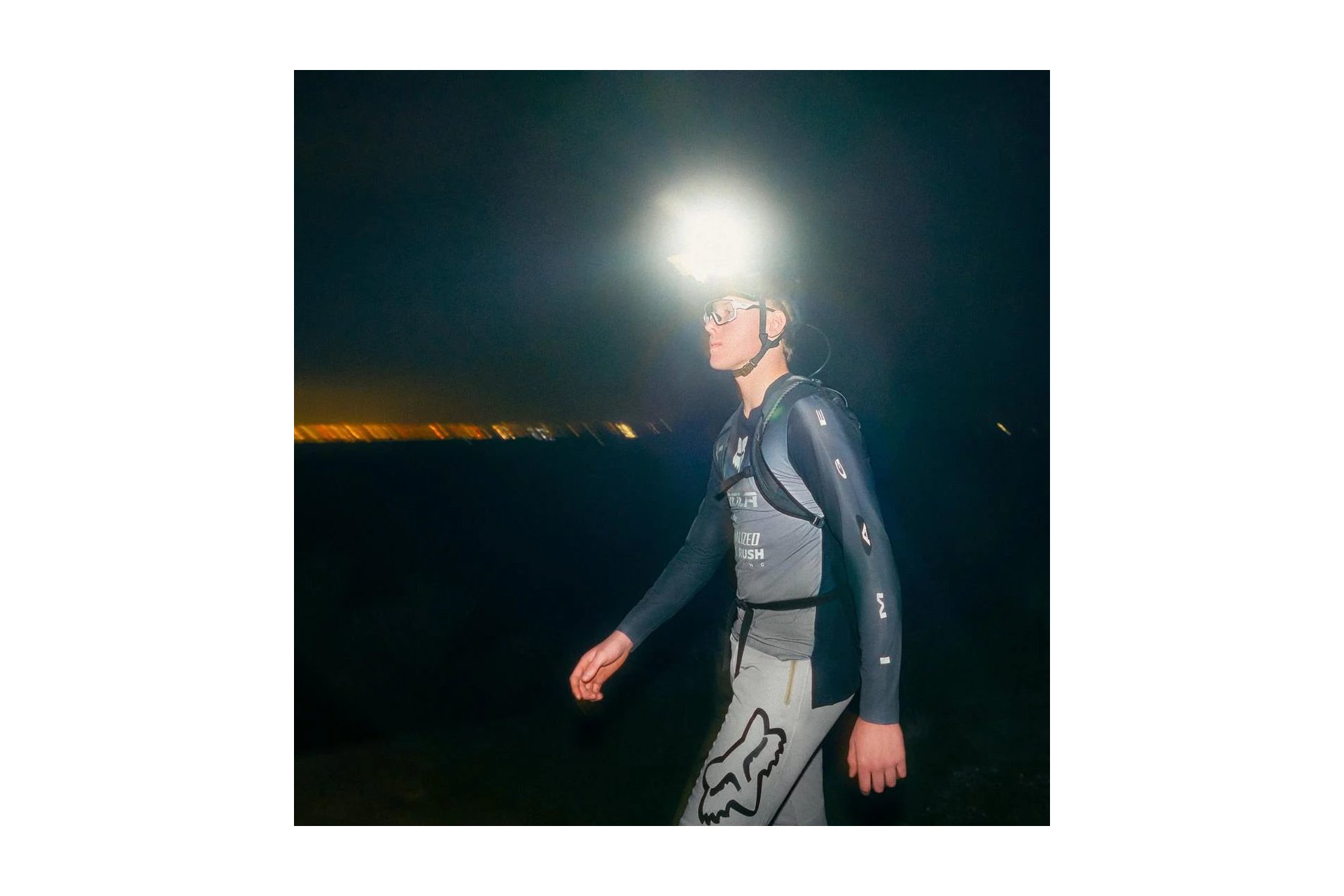 Knog Blinder X Action 2300 Helmlampe + Powerbank 10.000mAh