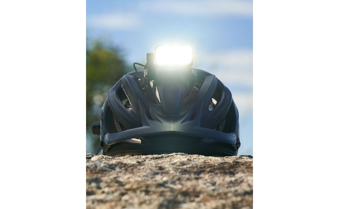 Knog Blinder X Action 2300 Helmlampe + Powerbank 10.000mAh