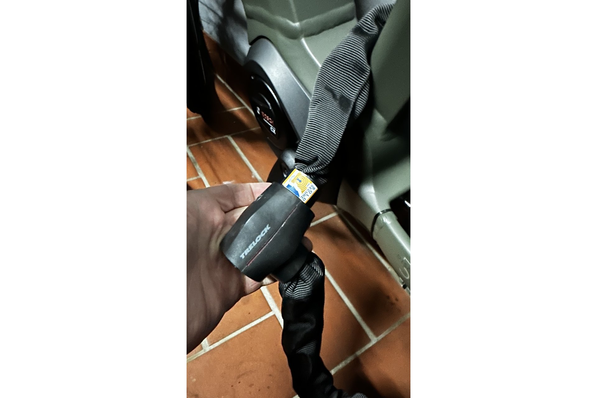 reviewLargeImage