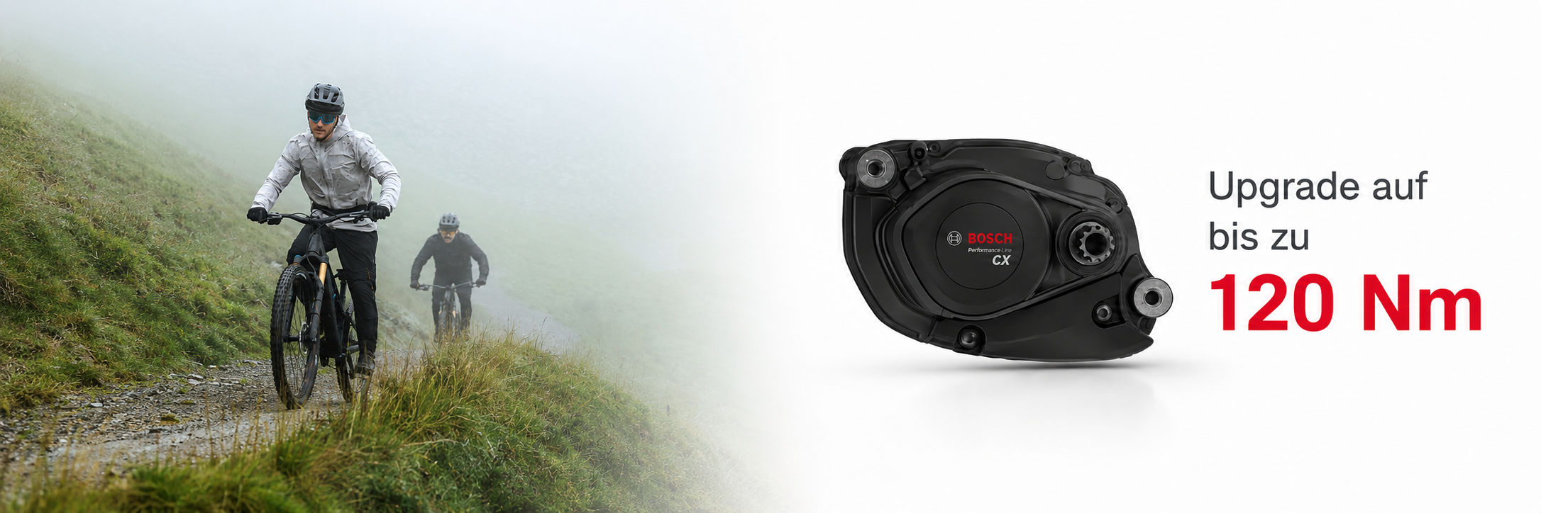 Zwei E-Mountainbiker fahren bergauf, daneben ein Bosch Performance Line CX Motor &ndash; Upgrade auf bis zu 120 Nm